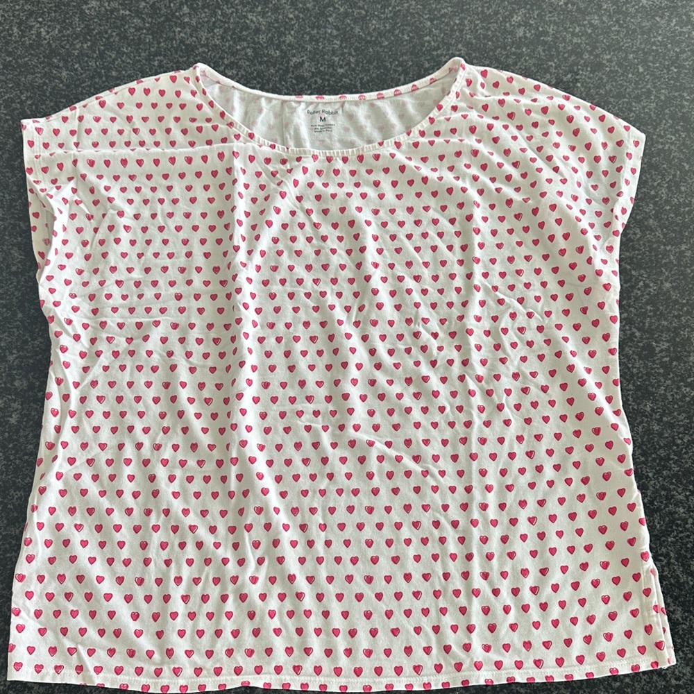 Roller Rabbit Pajama Top with Rose Pink Hearts. Size Medium